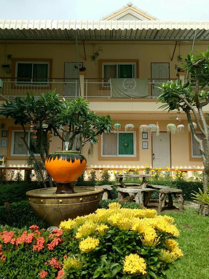 2n Bed & Breakfast 2*